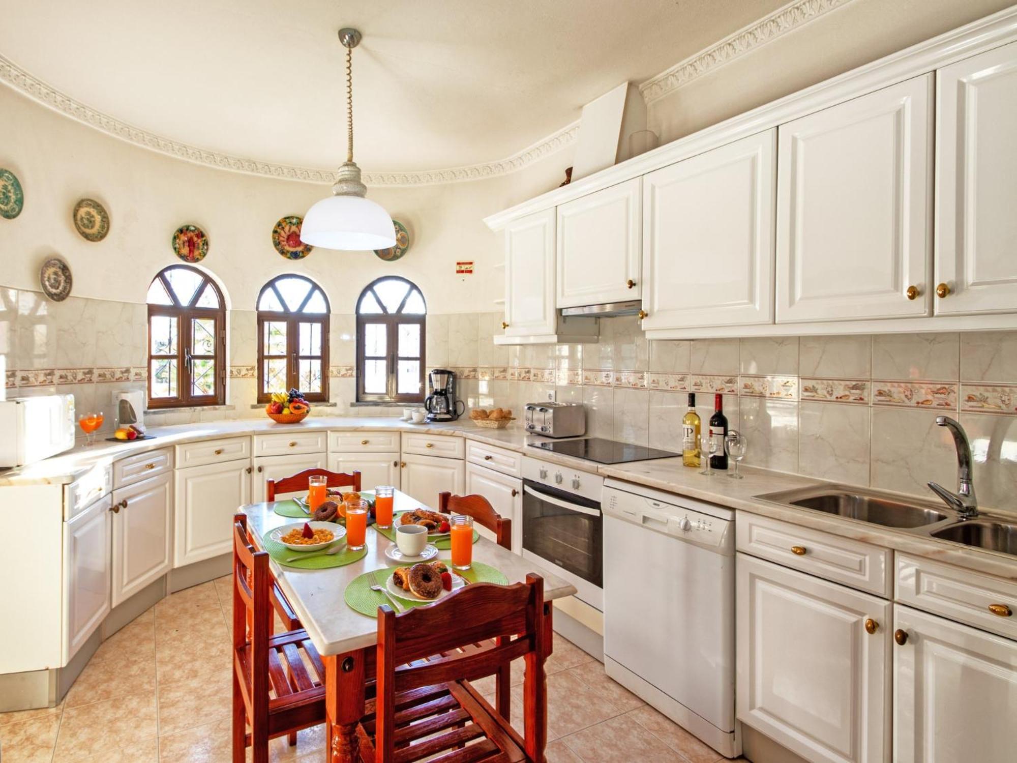 Charming Villa In Albufeira With Private Pool Екстериор снимка